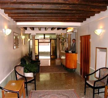 Hotel Caneva Venecia
